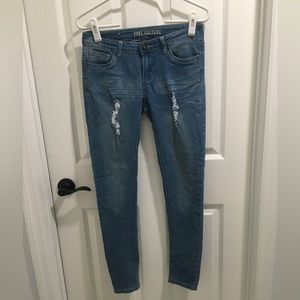 Free Culture Classic Distressed Jeans Sz 5